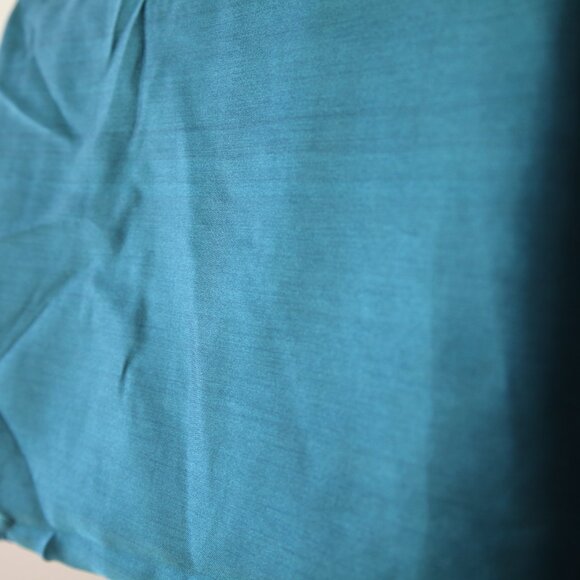 Teal Polyester Table Cloth - Picture 14 of 15